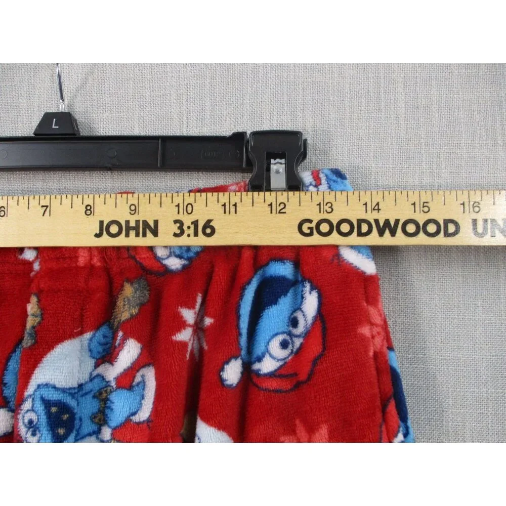 Sesame Street‎ Red Fleece Pajama Pants With Cookie Monster & Snowflakes Small